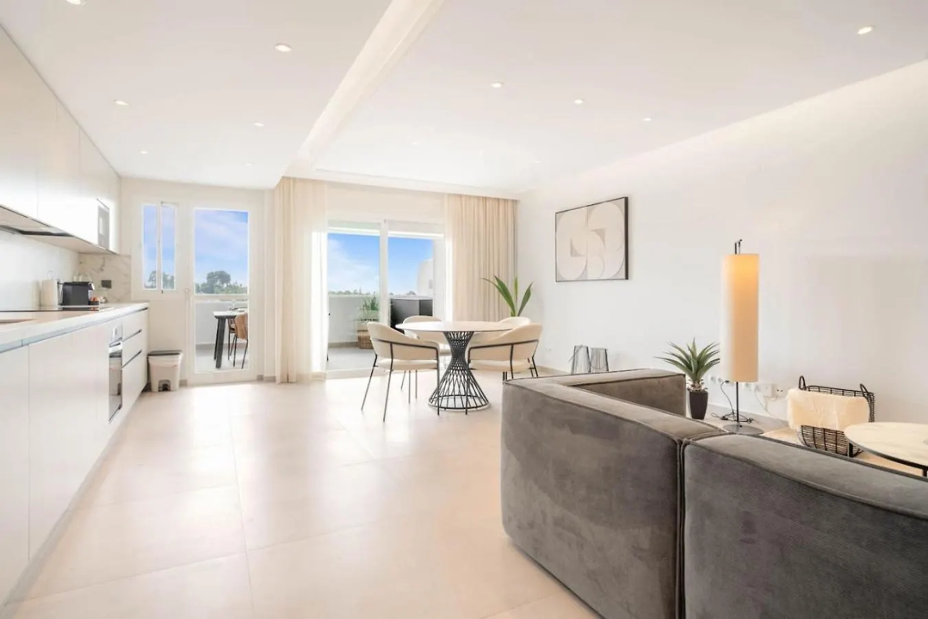 Casa Seaview Lunymar 2 Apartment Estepona